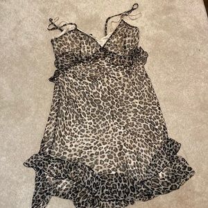 Leopard nightgown